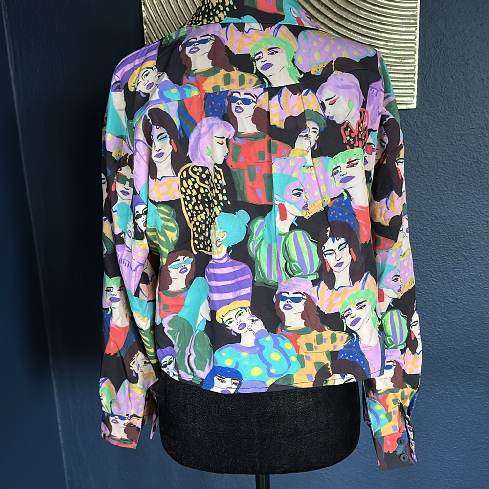 Colorful Blouse - Picture 3 of 3